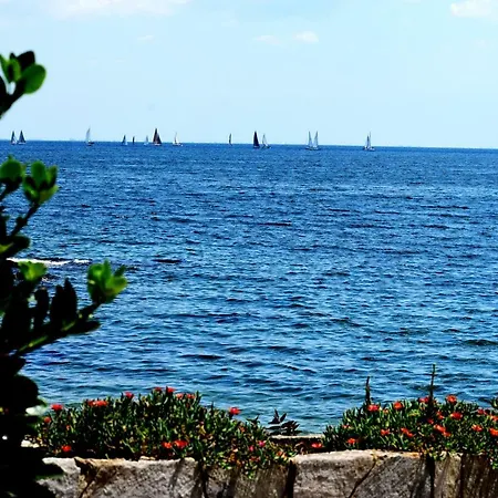 Apartman Beach Side Apart I *