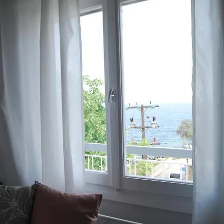 Beach Side Apart I Kavala