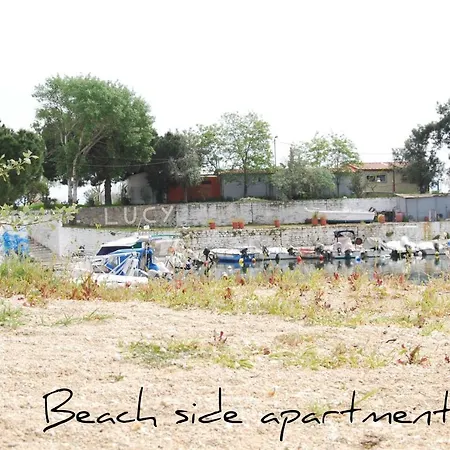 Beach Side Apart I *