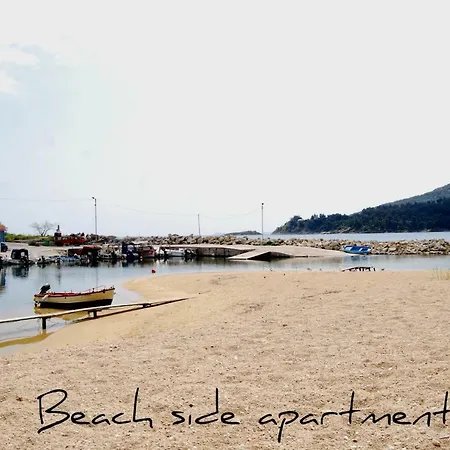 Beach Side Apart I *